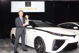 2016_NYIAS_World_Green_Car_Mirai