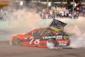 2017_toyota_racing_truex_celebrate_03