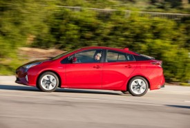 2016_Toyota_Prius_Four_Touring_13