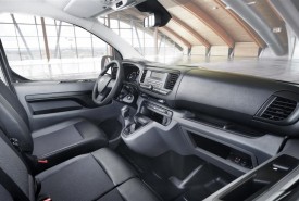 PROACE_VAN_compact_04-2016_24