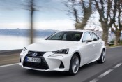Lexus IS 300h © Lexus