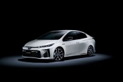 Seria GR - Prius PHV GR-Sport © Toyota