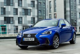 Lexus IS 300h © Lexus