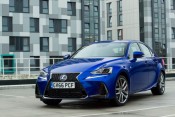 Lexus IS 300h © Lexus
