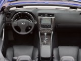 Lexus IS C  ©Lexus
