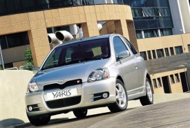 Yaris T Sport 2001 © Toyota