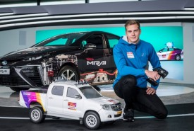 Zdalnie sterowane Hiluxy na Mistrzostwach Świata w lekkoatletyce w Londynie © Toyota UK
