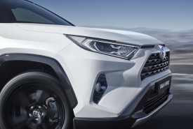 Toyota RAV4 Hybrid zdobywa 5 gwiazdek w ADAC Ecotest