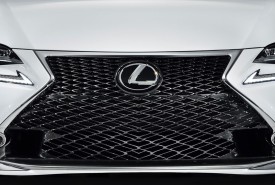Nowy crossover Lexus UX w 2019 roku?