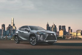 Najmniejszy SUV Lexusa będzie rywalem dla X1, GLA i Q3