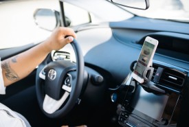 Samochody jak smartfony – Toyota wprowadza nowe technologie telekomunikacyjne do motoryzacji